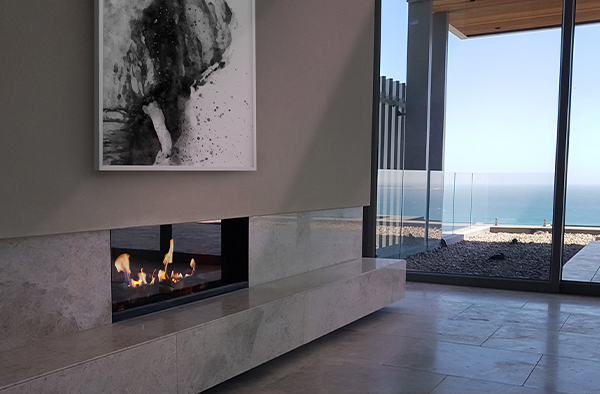 壁爐與背景墻融為一體，壁爐這樣設計很時尚！